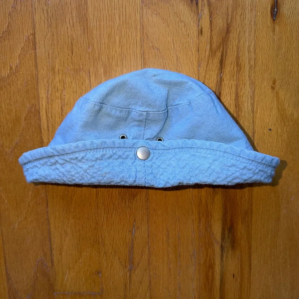 GAP baby bucket